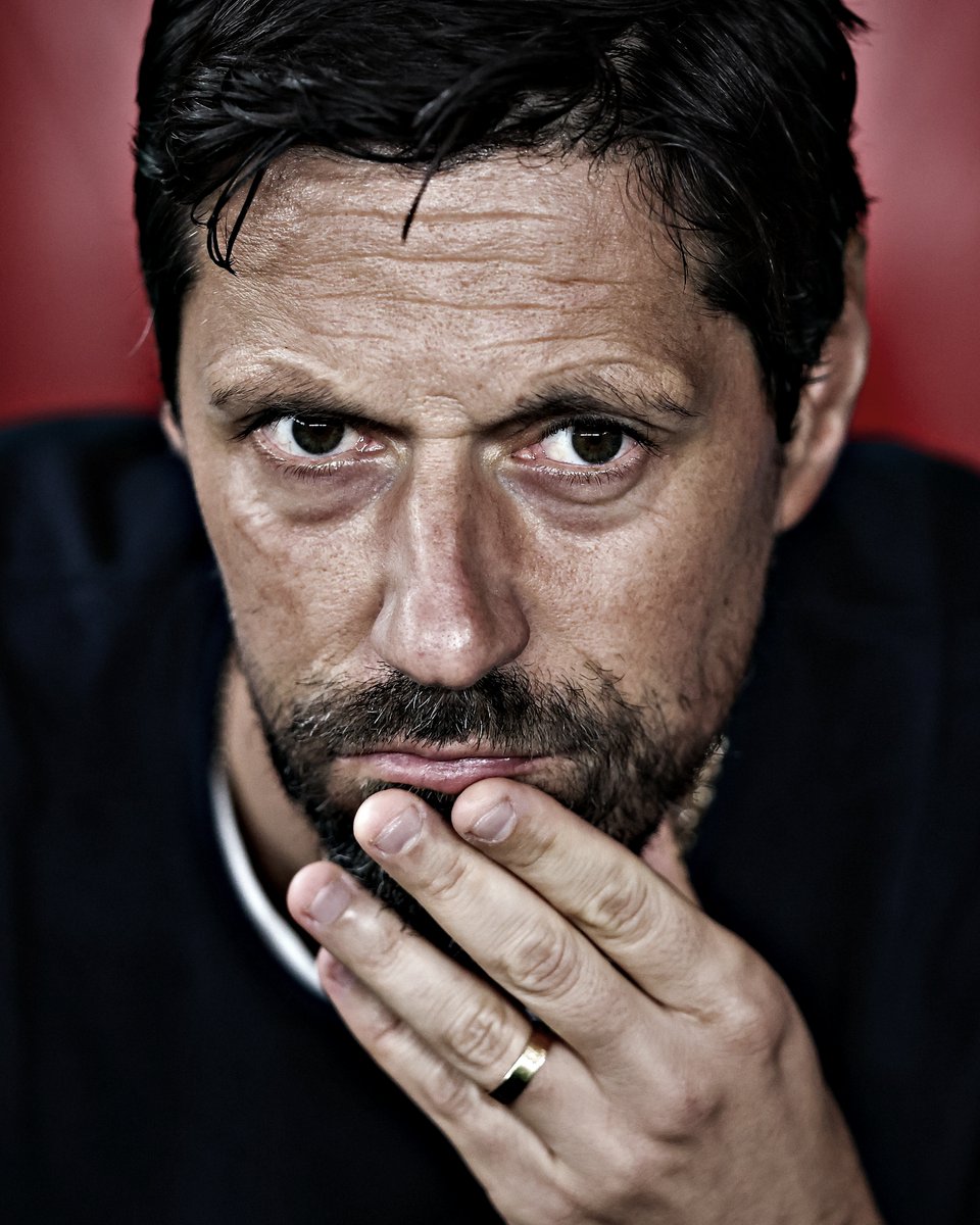 OFICIAL: Vítor Bruno despedido do Porto.