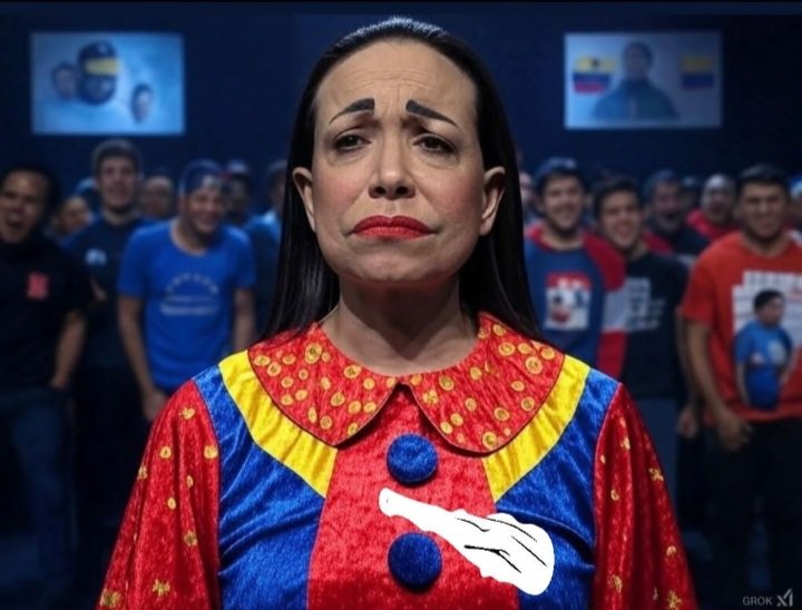 columanasbj's tweet image. #LogrosYVictoriaPorLaPaz @dcabellor @ConElMazoDando Atención hermanos y hermanas volvió Radio Rochela con nuevos actores: La Sayo Maria Corina Machado, el borracho Inmundo González Urrutia , Juanito Alimaña y un reparto de payasos no dejen de reirse de ellos, actúan bien jijiji🤭