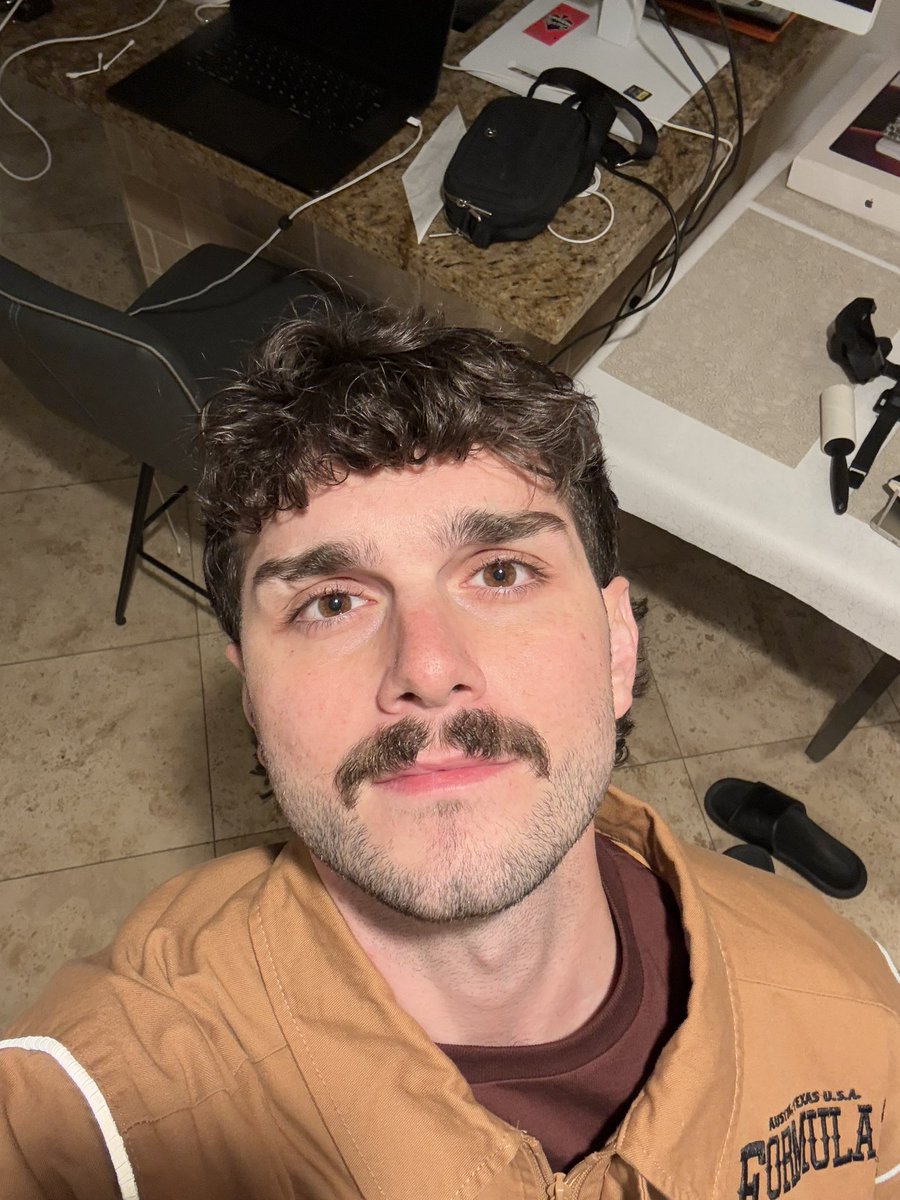 Michael Rizzi tweet media