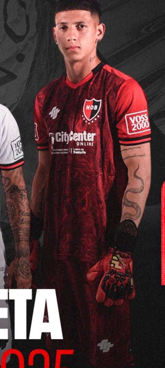 YO LLEGANDO A LA TIENDA NEWELL'S: HOLA SI BEBETA TE PIDO ESTA CAMISETA INSTA NASHE DE AIFIT QUE ME VUELVE LOCO? PODRÍAS POR FAVOR ESTAMPARLE K. NAVAS 1? GRACIAS BEBETAA IDOOOO