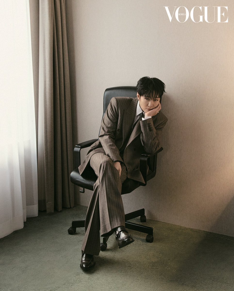 어우 고자극😍

#이창섭 #vogue #btob