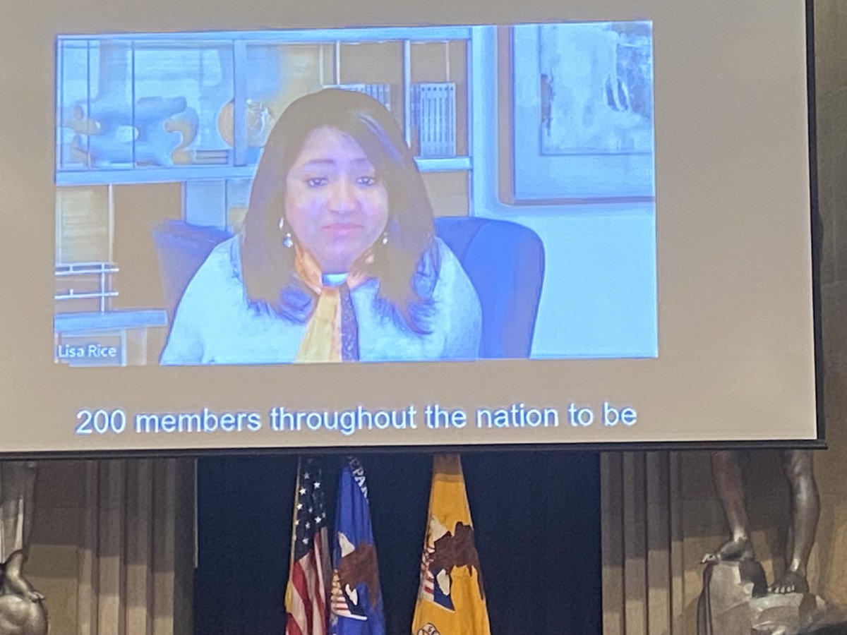 NikitraBailey's tweet image. AAG @KristenClarkeJD deserves her flowers for a job well done leading @CivilRights. Wonderful to celebrate Dr. #MLK's legacy and her effective leadership, including settlements for over $150 million 
from banks and others through @TheJusticeDept #CombatingRedlining Initiative.