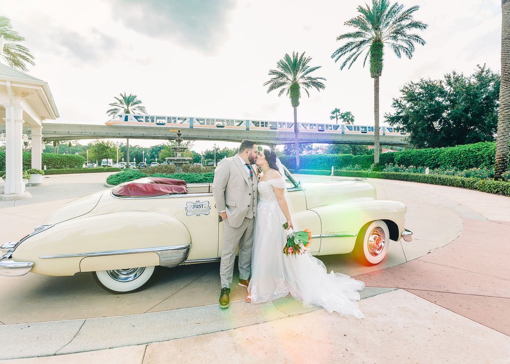 DisneyWedCast's tweet photo. Because they didn't do a first look, Michael and Amanda took wedding-day portraits around the Wedding Pavilion after the ceremony, while their guests went to the cocktail hour. https://t.co/bizpNrJxVD https://t.co/8yjJsCJ4S7