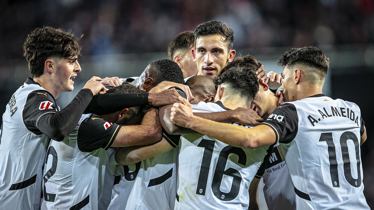 EQUIPO 🦇