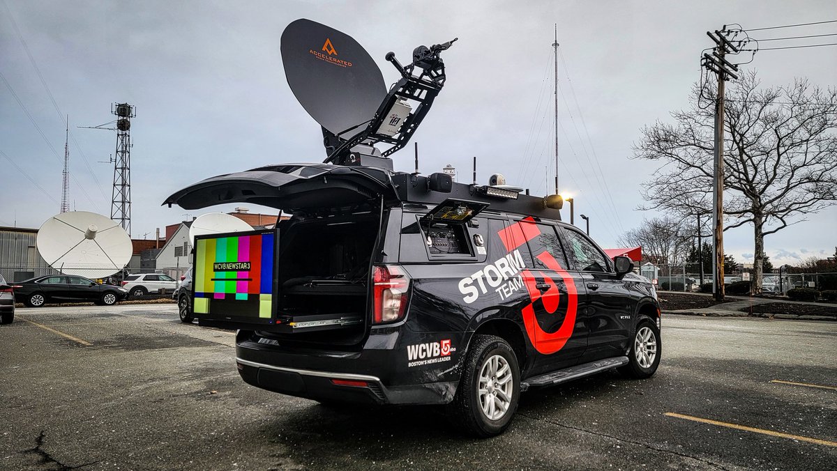 kwilesjrnews's tweet photo. When the weather starts weathering, make sure you tune into #StormTeam5 and @WCVB for the latest updates through the evening and night.
#WCVB
#Newscenter5 https://t.co/RqaNgW2veS