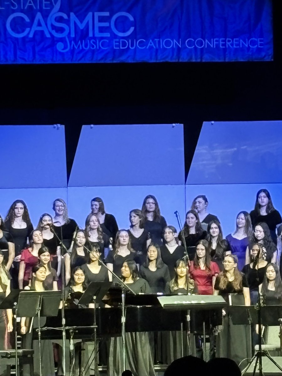 star_choirs's tweet photo. California All State Honor Choir was a resounding success this weekend in Sacramento!  

Three students from @NorthHighStars were honored to perform!

Jesus Rosas Huitron (Junior, Tenor, TTBB)
Saul Gonzalez (Junior, Baritone, SATB)
Felix Sanchez (Junior, Alto 1, SSAA ) https://t.co/wm41qGUOHm