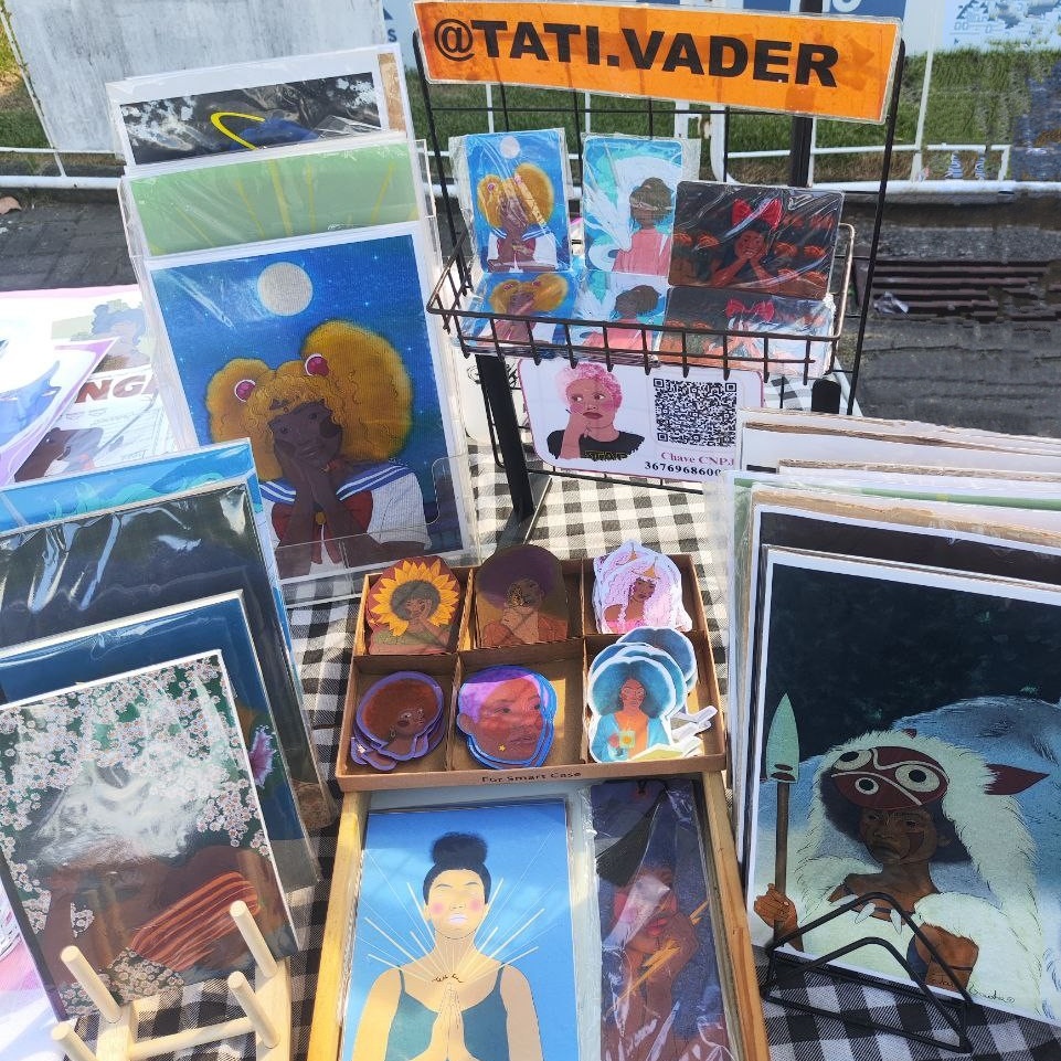 TatiVader's tweet photo. Voltei a ser artista que faz feira✨ https://t.co/X77nCjmAKI