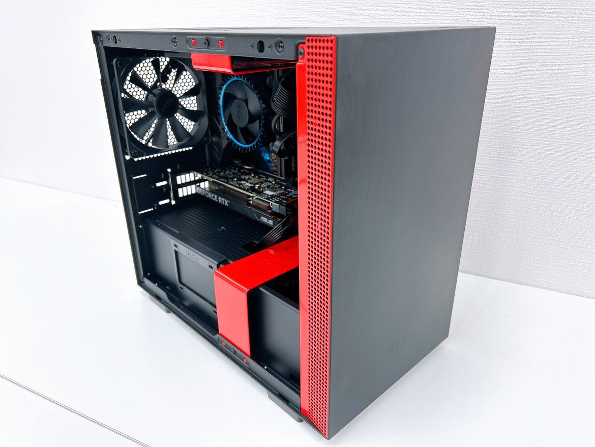 applied_group's tweet photo. おはようございます
固定ポストでゲーミングPCプレゼントキャンペーンをスタートしました！
自分で組立する？ゲーミングPCにする？
どっちにする？！キャンペーンです(・ω・) https://t.co/jFMlbZw7d8
