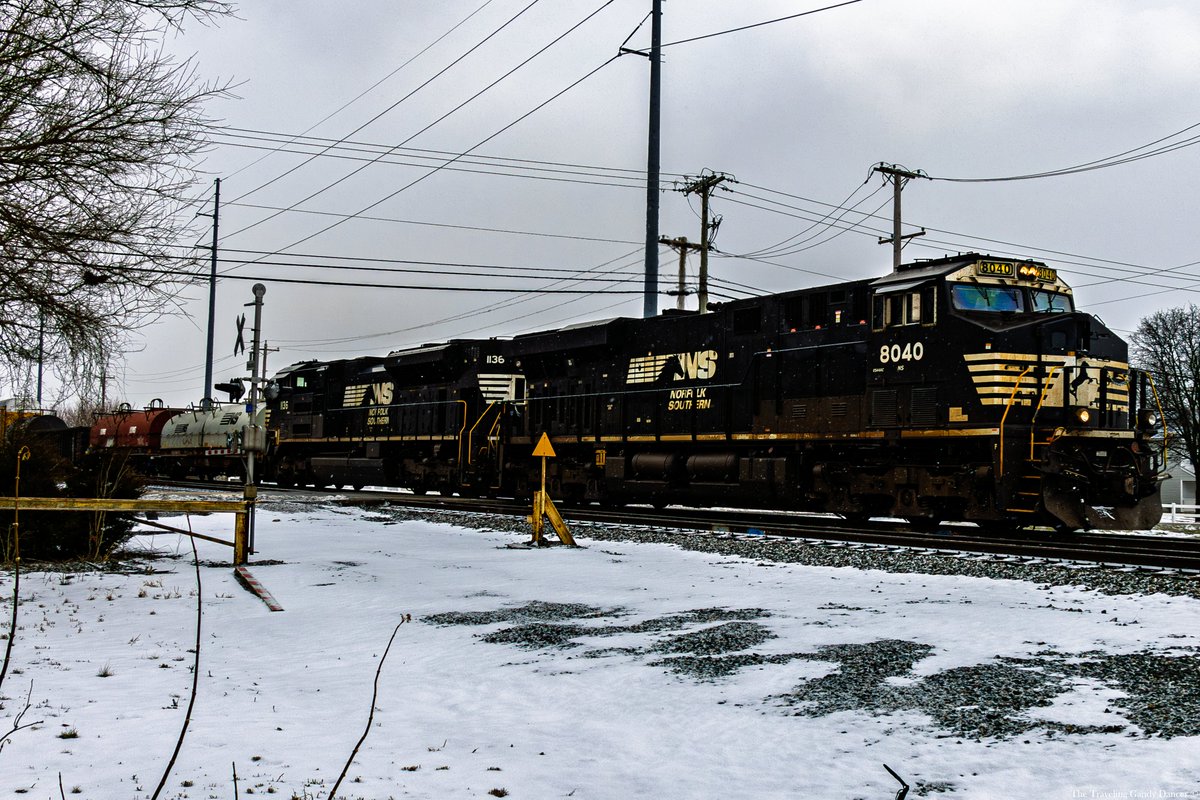 TTGandyDancer's tweet photo. Today's side-yard railfanning highlight – Positioned as a mid-train DPU, Norfolk Southern's Heritage Unit No. 1065 (Savannah & Atlanta) glides by the homestead on a wintry day.

Video Clip - https://t.co/O4KF4swPYo

#railfanning #diesellocomotive #NorfolkSouthern #railroadphotography #railfans #sideyardrailfan #railfans_of_instagram #trainphotography #railroad #ttgandydancer