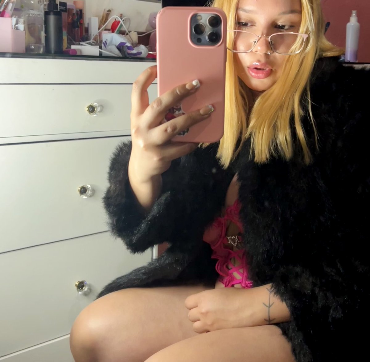 Inspectora de penes 👓🍆