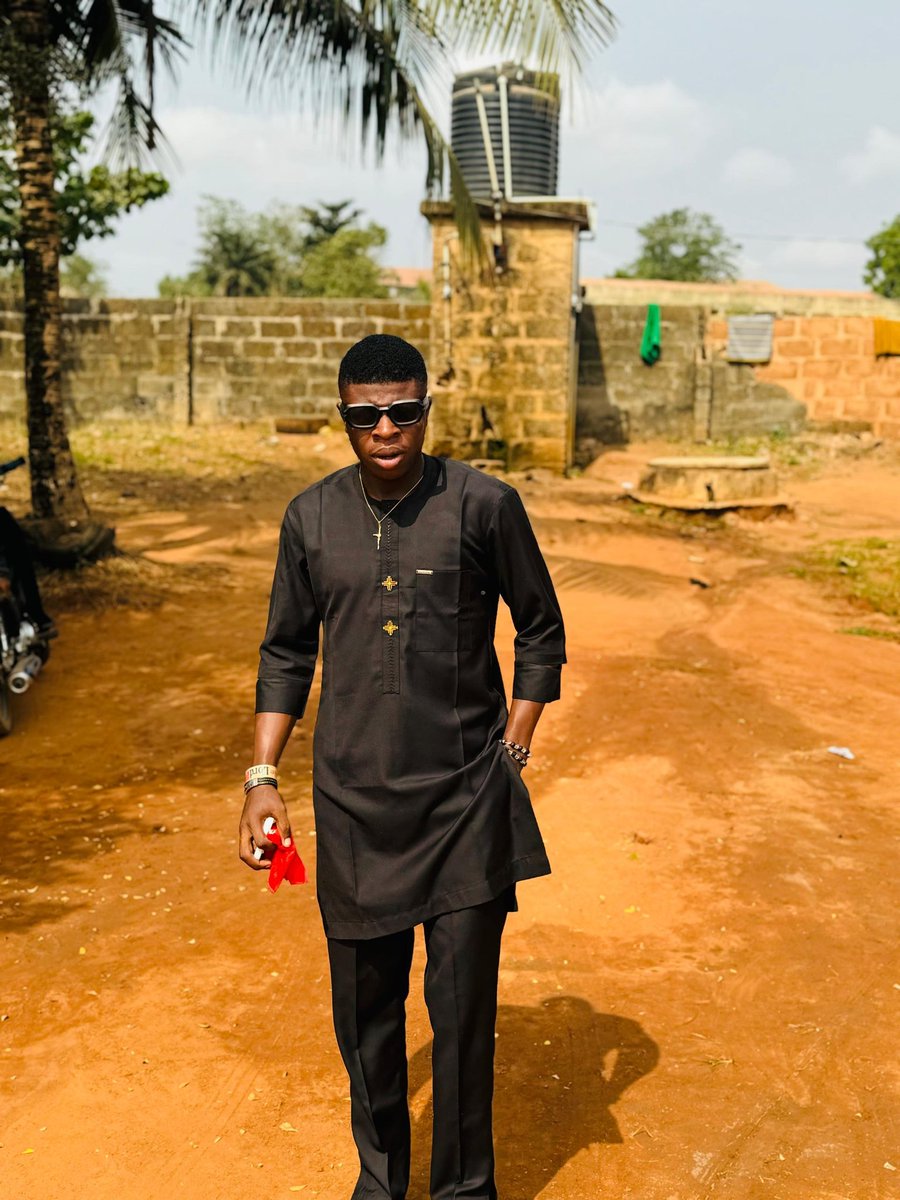 LarryPromise20's tweet image. ❤️🦅