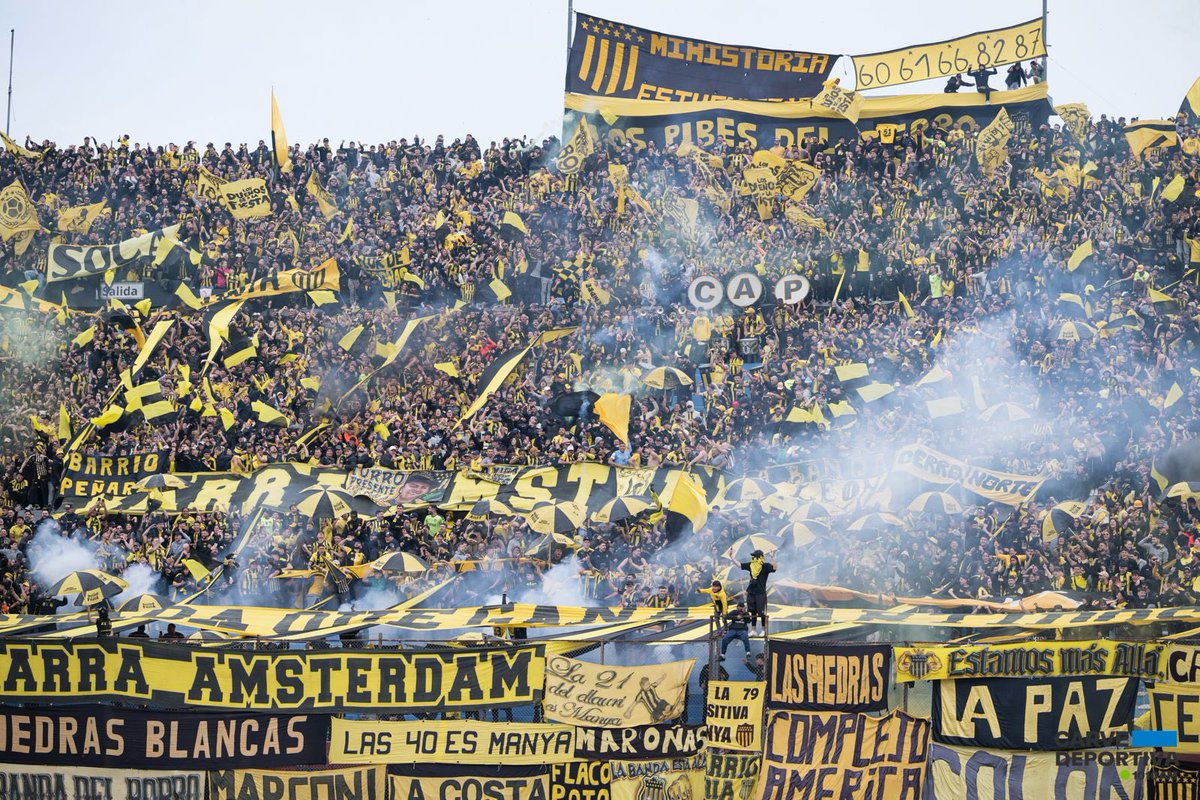 CarveDeportiva's tweet photo. ❗️𝐀𝐇𝐎𝐑𝐀

🏟️ Peñarol agotó todas sus entradas para el clásico de mañana. Nacional vendió toda la Colombes, y solo restan 800 América y 1700 Olímpica para sus parciales

ℹ️ @diegomiranda07 

📻 Se juega en 𝐂𝐚𝐫𝐯𝐞 𝐃𝐞𝐩𝐨𝐫𝐭𝐢𝐯𝐚 https://t.co/3j7ynwm0My