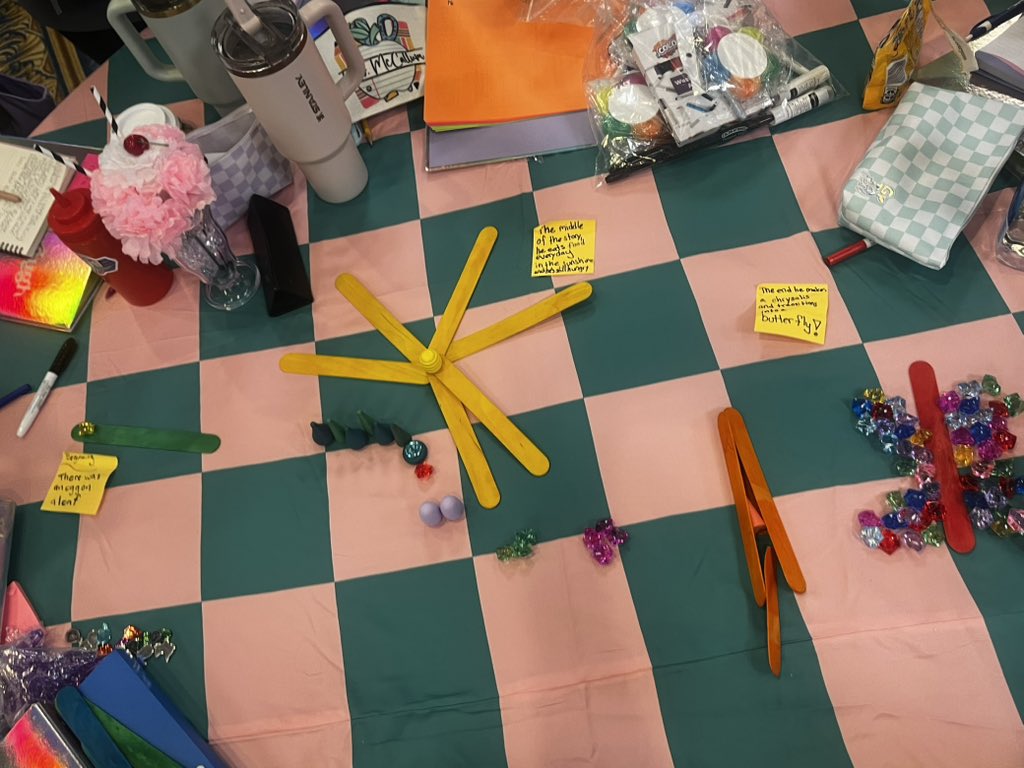 Finding ways to get them engaged! A beautiful way to talk about the beginning, middle, and end of “The Very Hungry Caterpillar.”  @daysinkinder <a href="/getyourteachon/">Get Your Teach On</a>