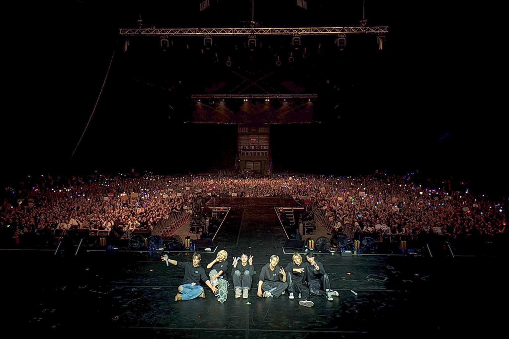 P1H_official's tweet photo. [📸] 2025 P1Harmony LIVE TOUR [P1ustage H : UTOP1A] IN Łódź

#P1Harmony #피원하모니 #P1H #P1ustage_H #UTOP1A https://t.co/BUEsfrxoiX