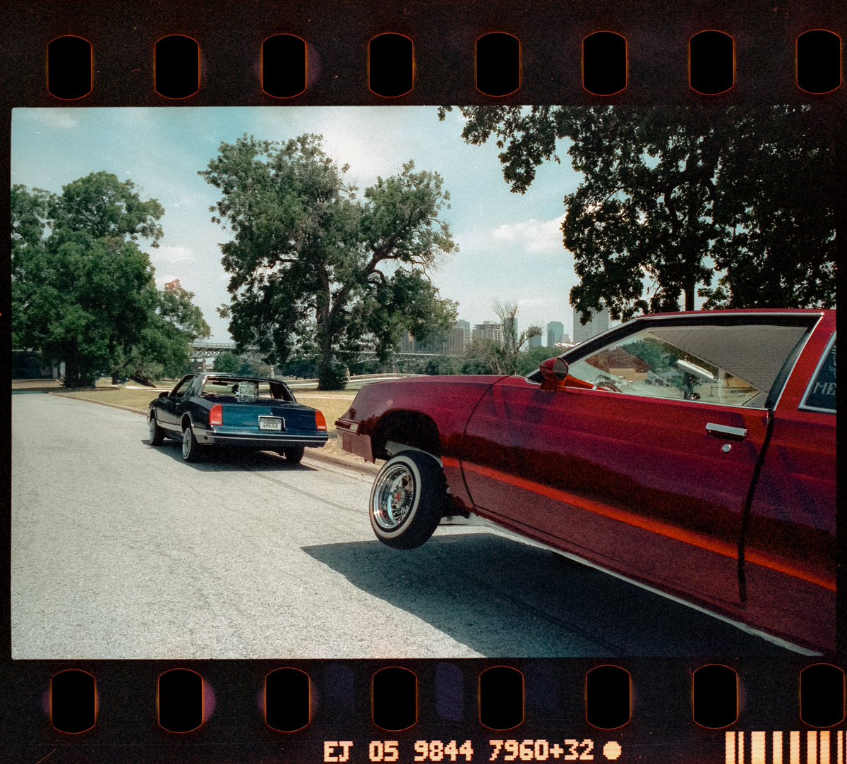 ContrerasAlex_'s tweet photo. Puro Mexicano🦅 #35mm https://t.co/uMgOla3fn2