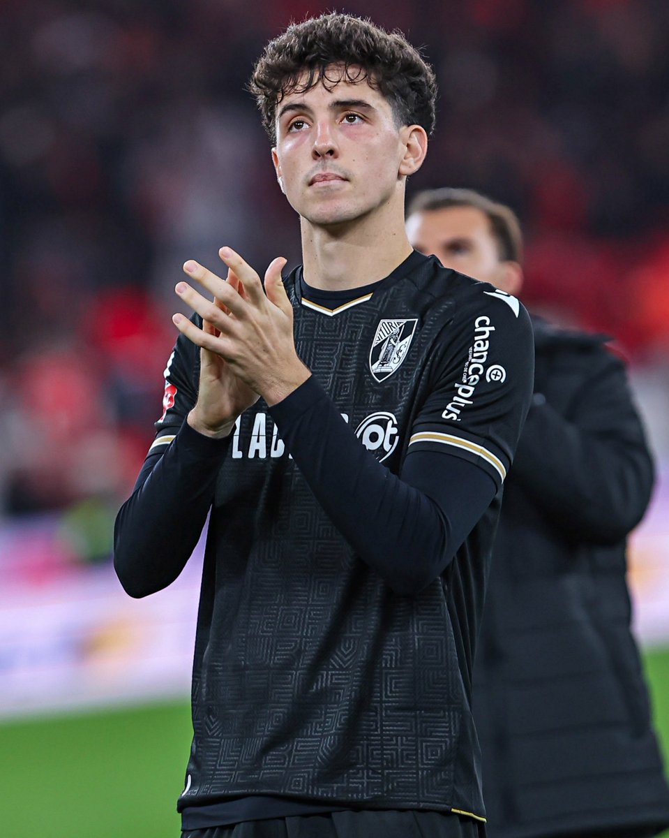 Benfica ganha a corrida ao Wolves e contrata Manu Silva por 12M€ + 2M€ em bónus, avança <a href="/FabrizioRomano/">Fabrizio Romano</a> 🚨