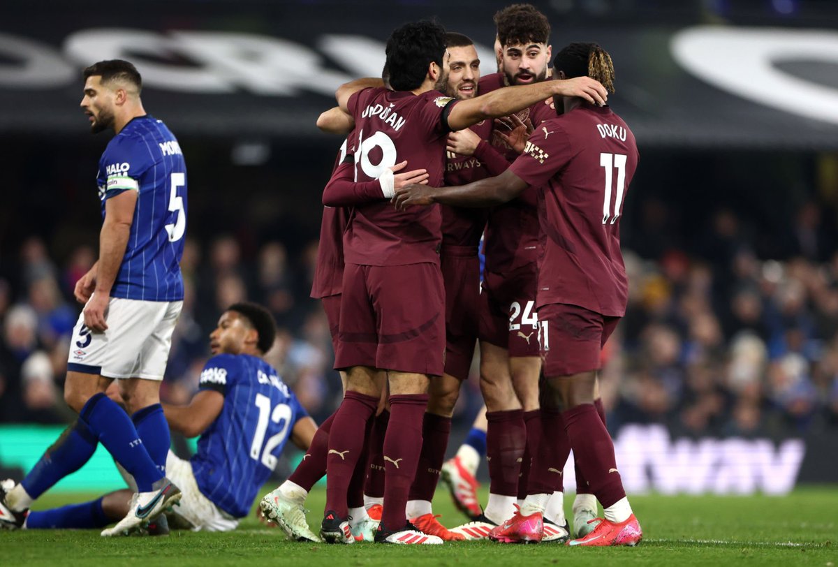 JeremyDoku's tweet photo. Top performance and big 3 points! All glory to God always 🙏🏾🙌🏾 https://t.co/evxkmjFe3N