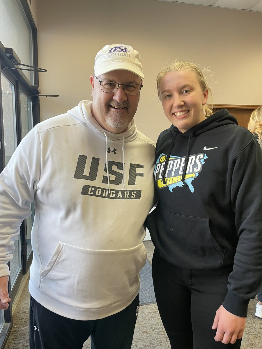 Thank you <a href="/USFCougarsSB/">USF Softball</a> for a great camp! Can’t wait to come back on campus‼️