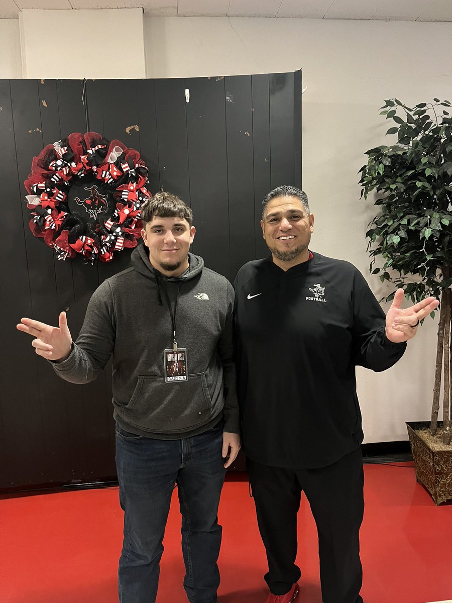 BlakeG1111's tweet photo. after a great visit at NWOSU, i am glad to say that i am 100 % committed!!! ready to get to work. thank you coaches for believing in me. @Coach_J_Medrano @RonnieJJones @CoachBentrem @alexbaxter99 @nwosufootball @NE_Ok_HS_Sports @waceywilliams26 @CoachWMcGill https://t.co/5muSvko8Ya