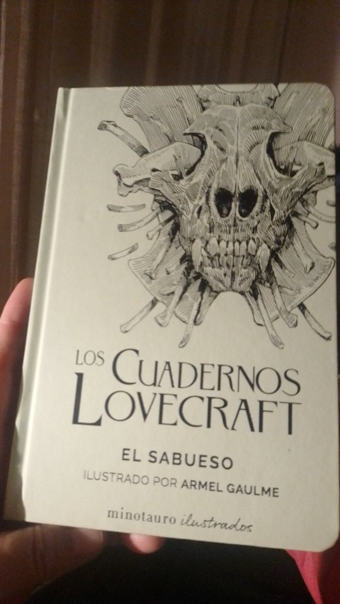Alfonso Bernad (@alfbernad) on Twitter photo <a href="/armelgaulme/">Armel Gaulme</a>
EL SABUESO. THE HOUND.
LOS CUADERNOS LOVECRAFT.
ILUSTRADO POR ARMEL GAULME.
minotauro ilustrados
<a href="/minotaurolibros/">Ediciones Minotauro</a>
96 páginas, ilustraciones, tapa dura, excelente edición.
No lo dejen pasar es de 2023. <a href="/armelgaulme/">Armel Gaulme</a>
EL SABUESO. THE HOUND.
LOS CUADERNOS LOVECRAFT.
ILUSTRADO POR ARMEL GAULME.
minotauro ilustrados
<a href="/minotaurolibros/">Ediciones Minotauro</a>
96 páginas, ilustraciones, tapa dura, excelente edición.
No lo dejen pasar es de 2023.