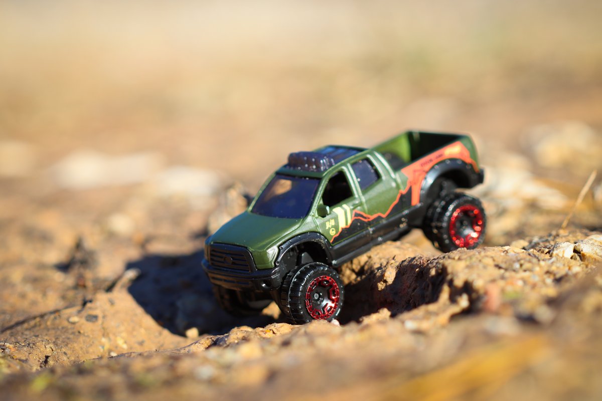 Park rangers recently rescued this abandoned truck stuck in a ditch.

Many of #BigThicket's roads are unpaved and muddy for days after it rains. Even lifted 4WD trucks like this one can get stuck in the mud!

We'll have icy roads this week, too. Drive safely!
