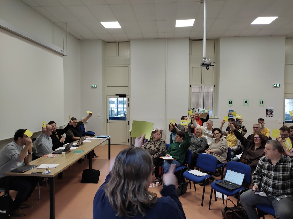 SnesFsu02's tweet photo. Retour en photos sur le congrès départemental de #LaFSU 02 à #Laon https://t.co/pwg1FIzK2O