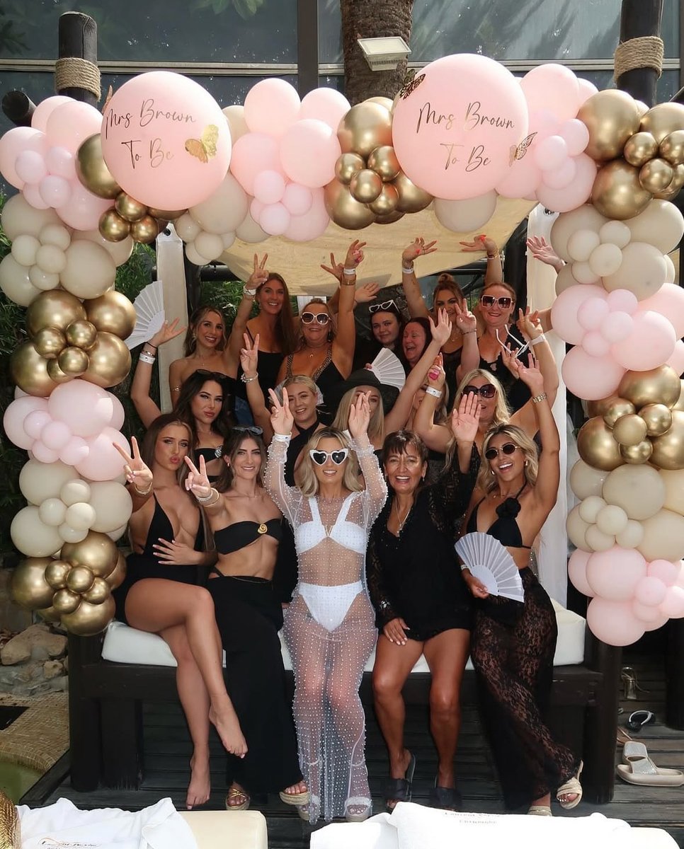 It is time to plan your hen-party for 2025! 🪩

Hen packages now live on website🍾

Reservations: 
📱 WhatsApp Bookings: +34 606 000 679⁠
📞 +34 952 813 882 ⁠
📩 reservations@lasalabythesea.com⁠