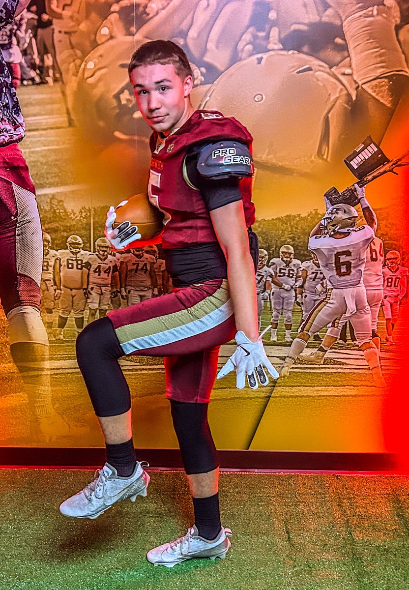 KalebMcCargar5's tweet image. I had a great time on my official visit! Thank you @NorwichFB for the opportunity! @CoachMalsonFB @THEcoachRussell