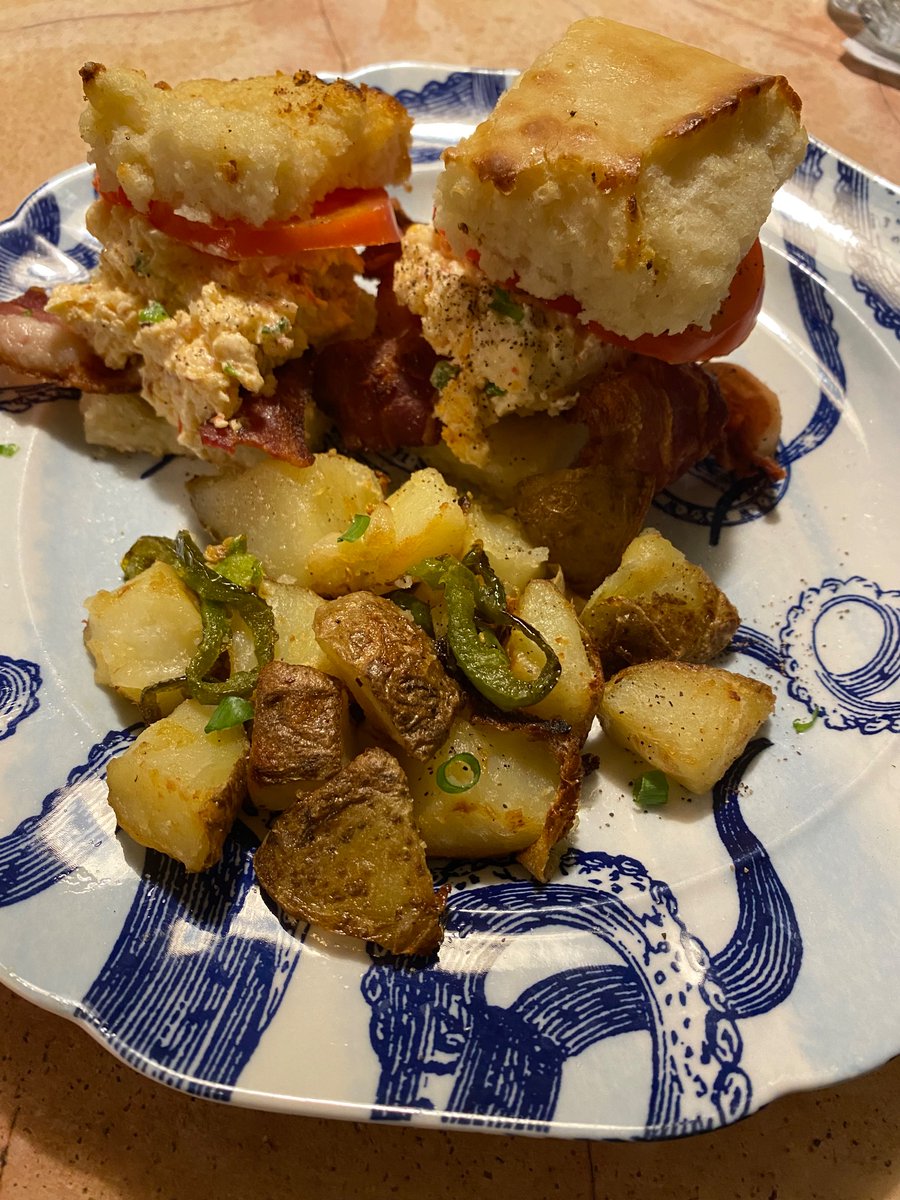 levasseur_lily's tweet photo. Southern: Butter-swim biscuits with pimento cheese &amp; bacon. Homefries on the side with onion &amp; jalapeños.  

@ebeth360 @BakeoffJudge 
#twitterbakeoff https://t.co/ylXvVs5mut