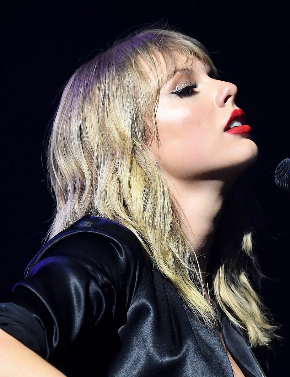 Taylor Swift scores her 18th top 10 album on the Billboard 200 with ‘Lover: Live From Paris.’
