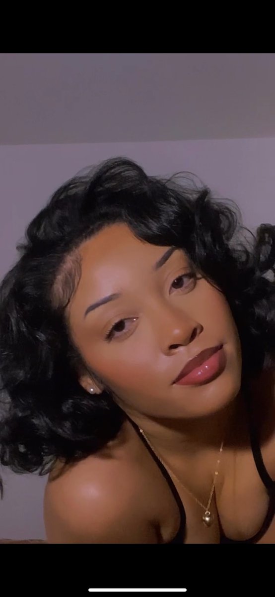 Kiki 🌹 tweet media