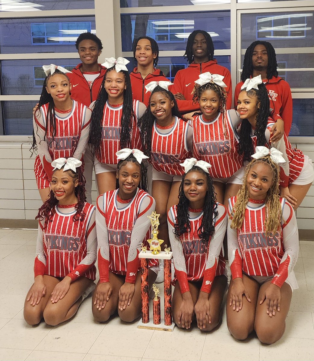 Congratulations JV &amp; Varsity 2nd place @ Niles West Invitational 
Kudos to both 🤩👏🏽👏🏽👏🏽👏🏽🔥🔥