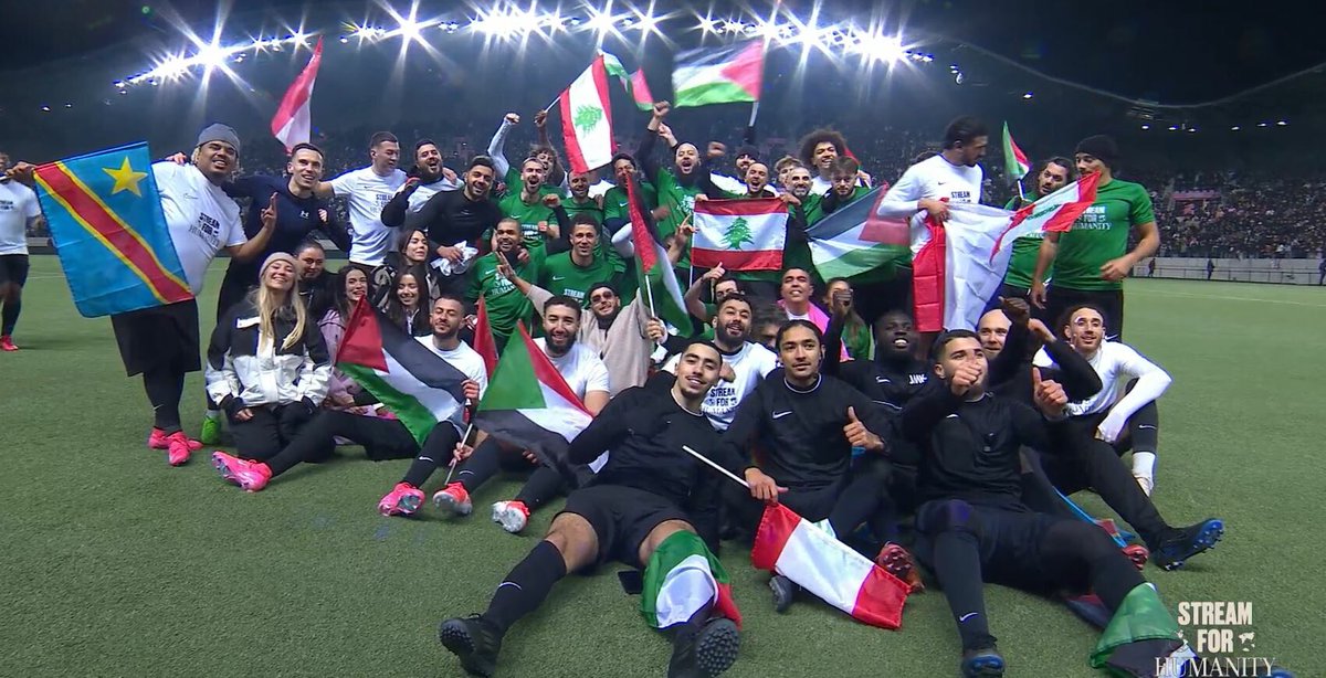 Le Parisien tweet media