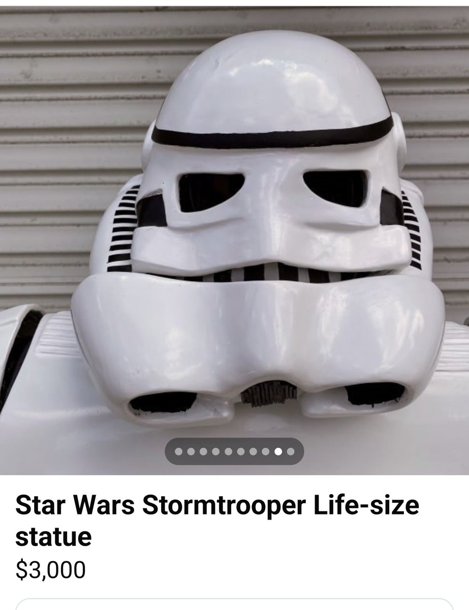 When Jabba the Hutt tries to disguise himself as a Stormtrooper