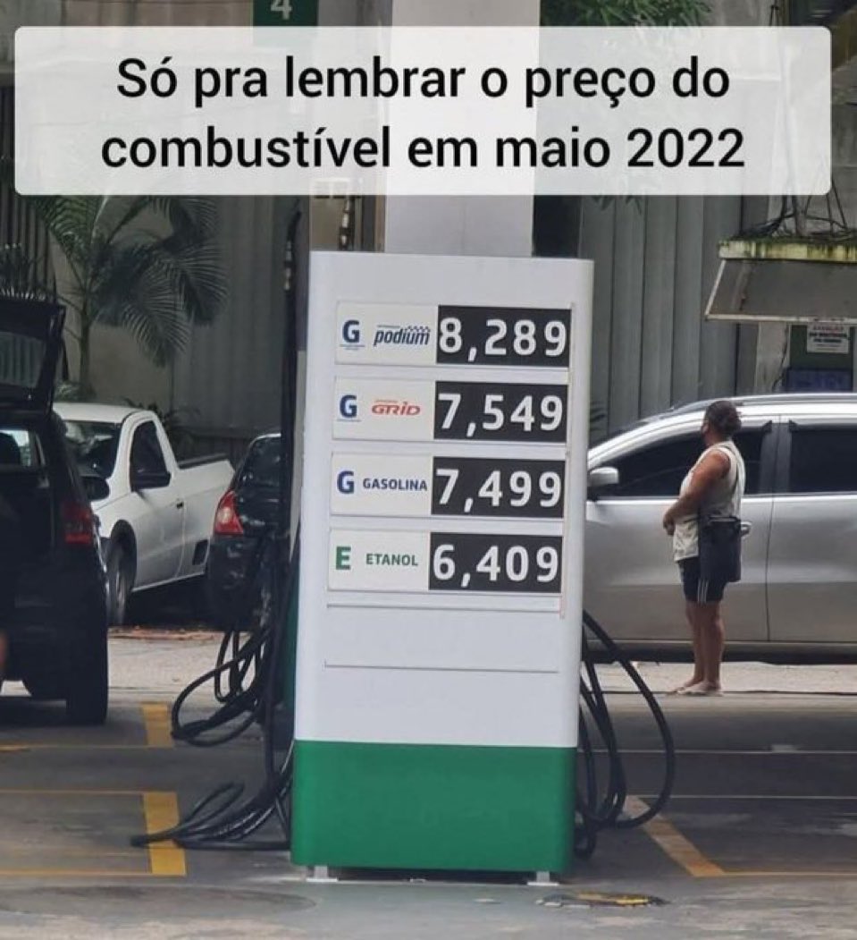 Só para lembrar aos que acreditam que Lula quer perseguir os pobres.
Combustíveis na época do pai dos mentirosos e das FakeNews.