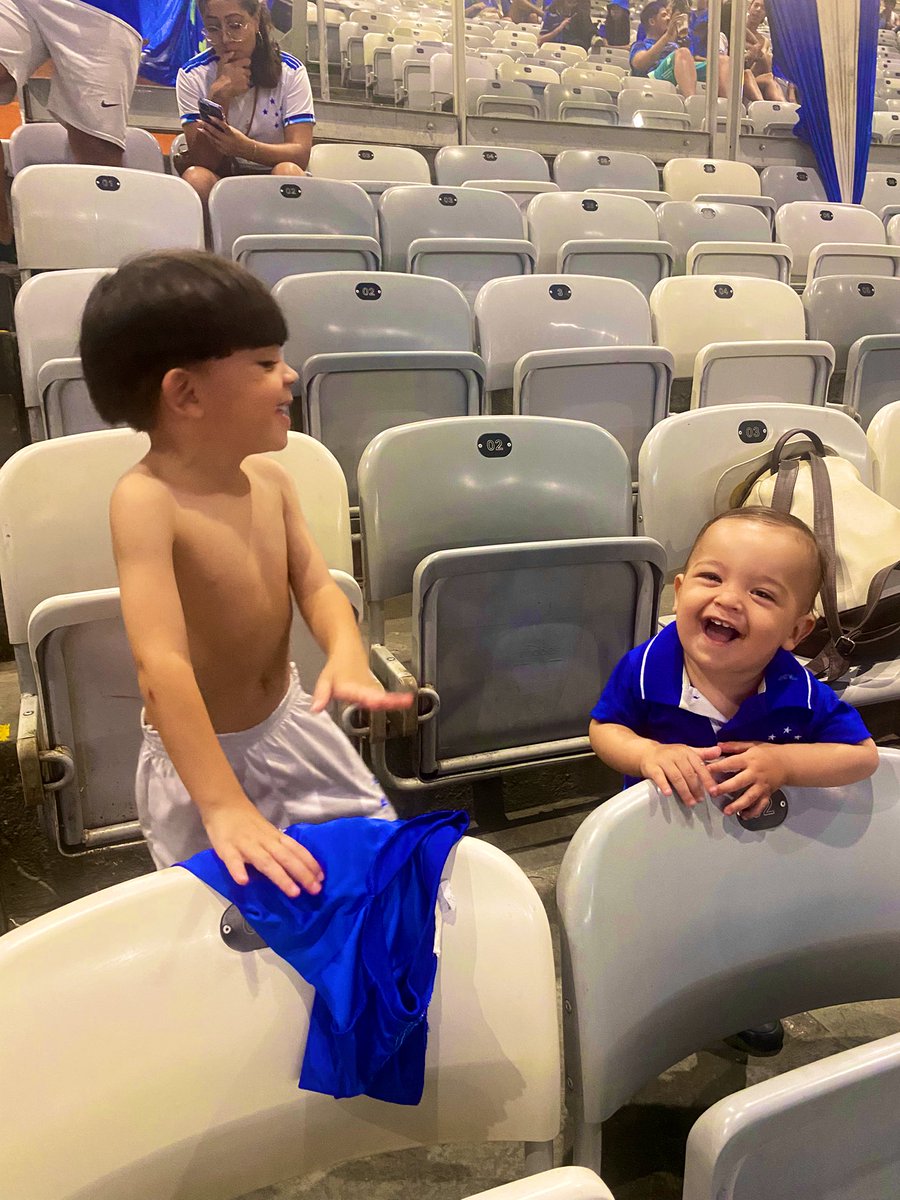 2anami's tweet photo. Minha vida 💙 https://t.co/HSK8d7r7FP
