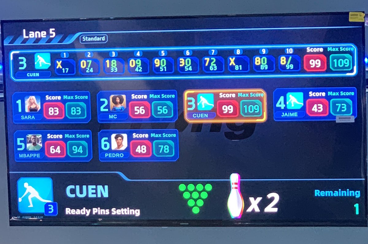 Ayer casi gano a los bolos   :/ 🎳