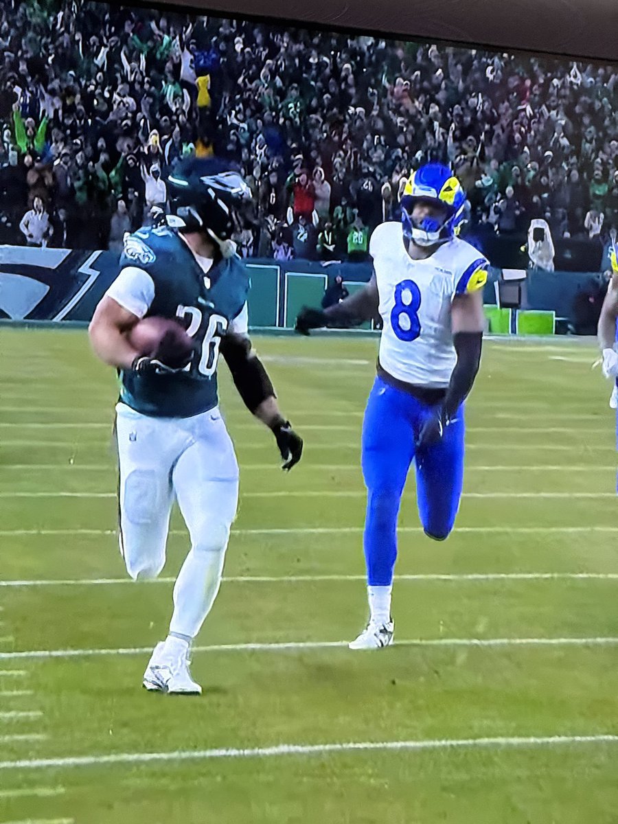 This is the type of pettiness I aspire to achieve daily.