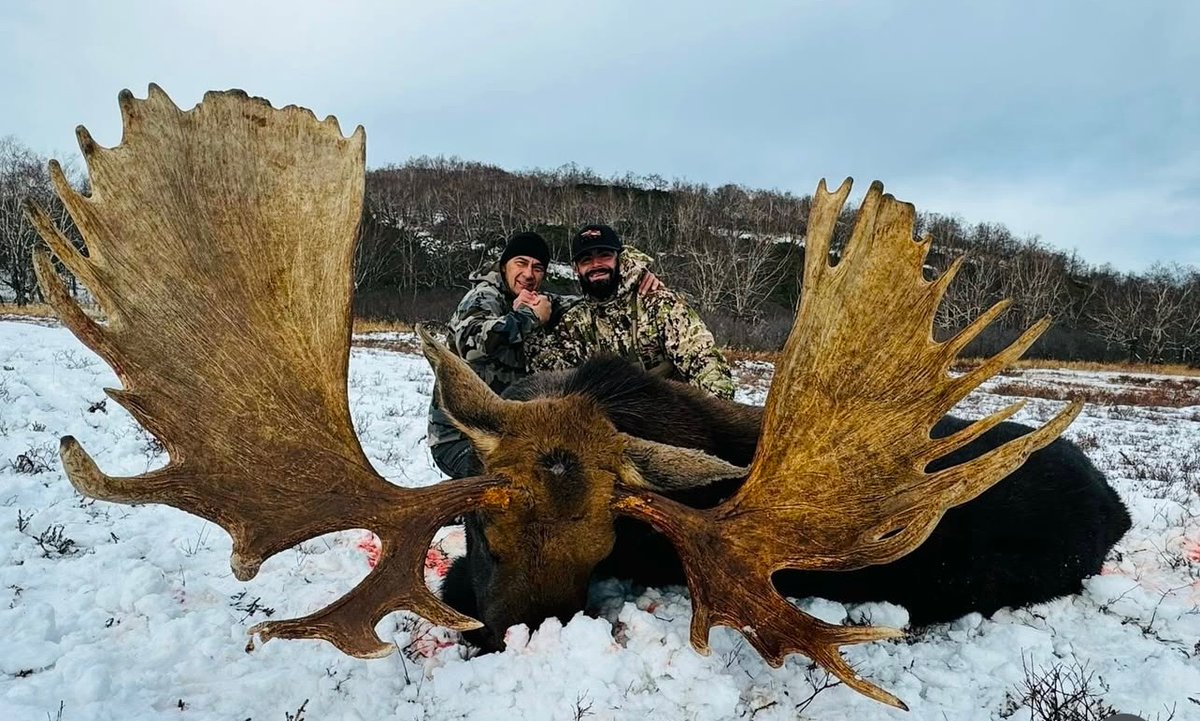Eastmans' Hunting tweet media