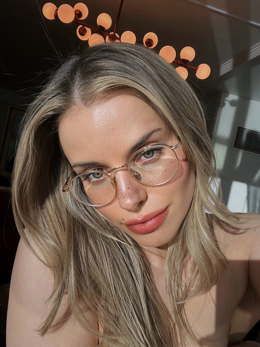 Bobbie Lavender tweet media