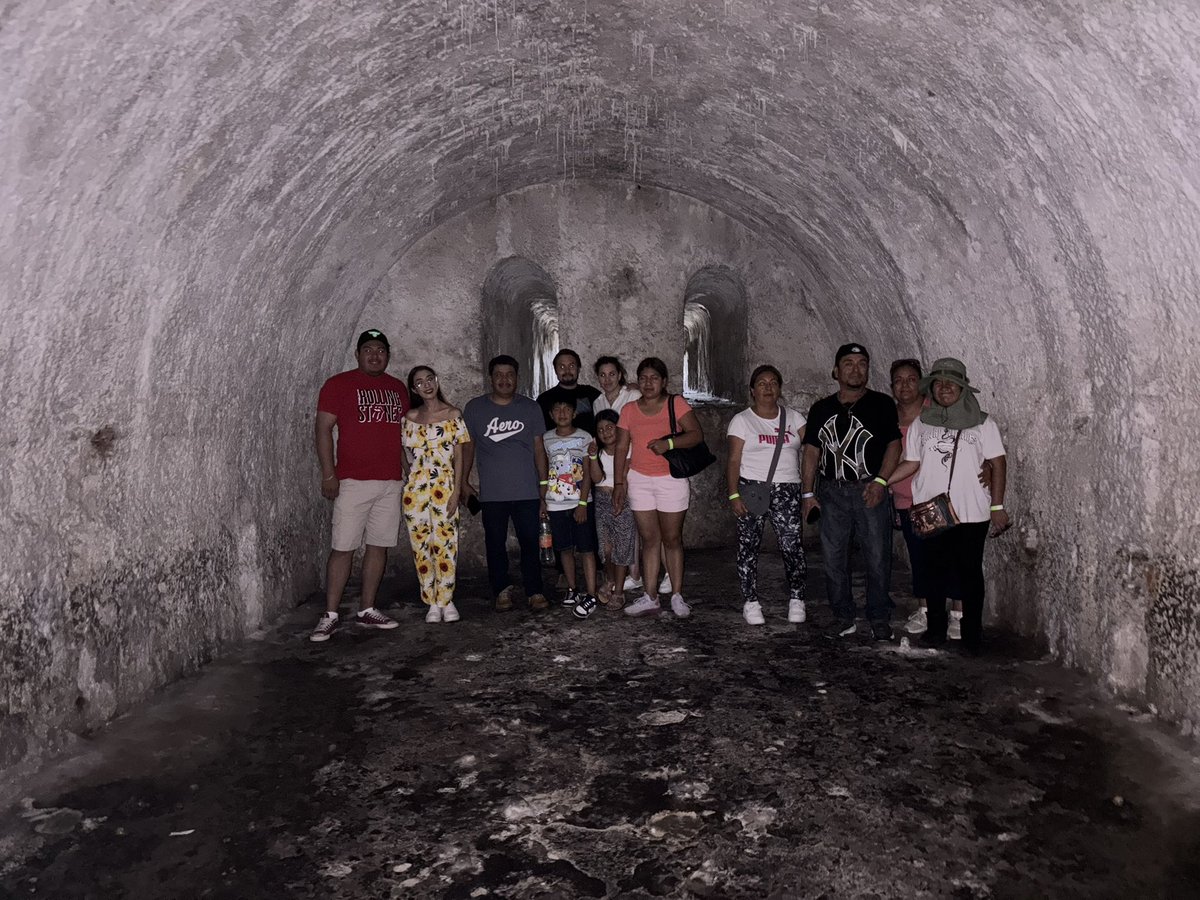 de_ejea's tweet photo. #Prisioneros #Visitantes #Conociendo la #Fortaleza de #SanJuandeUlua #selfiedelrecuerdo #graciasporsuvisita #guiasdeturistasejeaveracruz #elizabethaburto 👍 https://t.co/RyNeP5L0MG