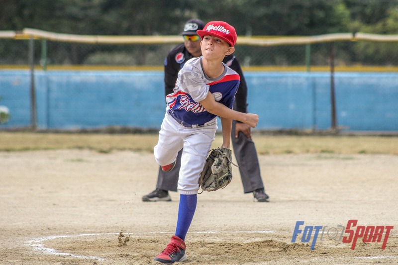 FotoSportGroup's tweet photo. Cristhian Perez #5 de @upelitos_bbc
Campeonato Estadal de Clubes #InfantilAA 👏🏻🏆 de @AsoAraguaBB
🏟 CENIAP
📍Maracay
@fevebeisbol
#SembrandoBeisbol🌱 https://t.co/cGaJCws4X5