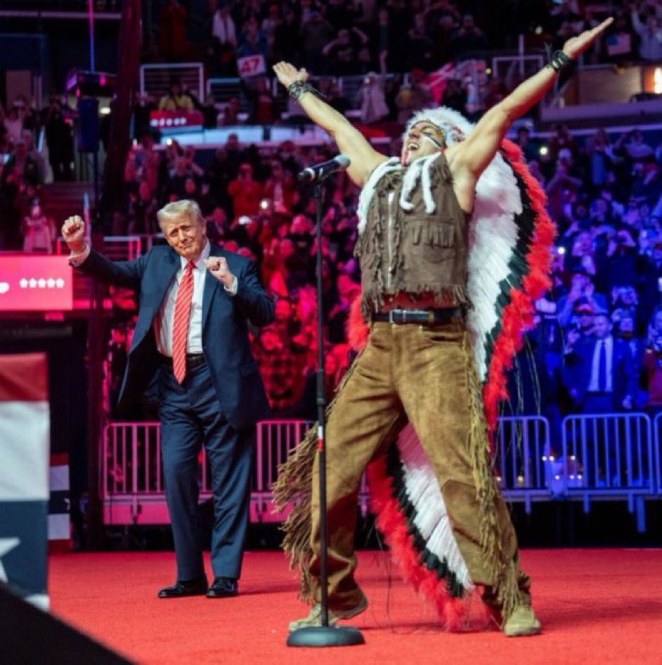RebelMom1994's tweet photo. January 19, 2025. This picture wins the Internet today. #MAGA https://t.co/fcpVPgaR6T