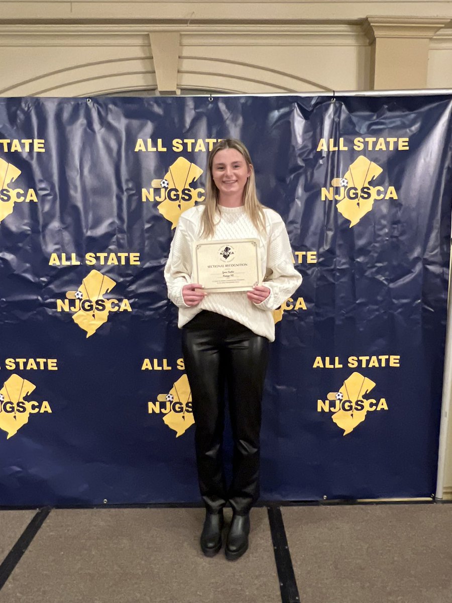 GraceSaxton17's tweet photo. Had a great time at the NJ HS All-State banquet with my @RamapoGirlsSocr and @WCFC08ECNL teammates!
@ImYouthSoccer @ImCollegeSoccer @TopDrawerSoccer @TheSoccerWire @PrepSoccer @WorldClassFC1 @ECNLgirls @Coach_KTurner https://t.co/Xn6NQdt2HP