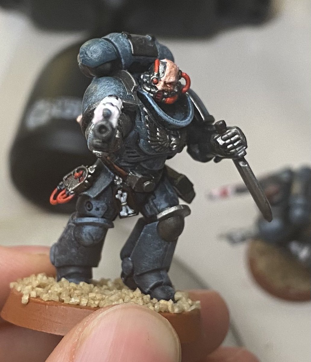 Kylehackart's tweet photo. @Obomba_ @DocStrangelove2 The beauty of it is you can kinda paint your mini figures however you want I did a 50/50 split with this pack of 10 intercessors. https://t.co/asZrZ0lYyW