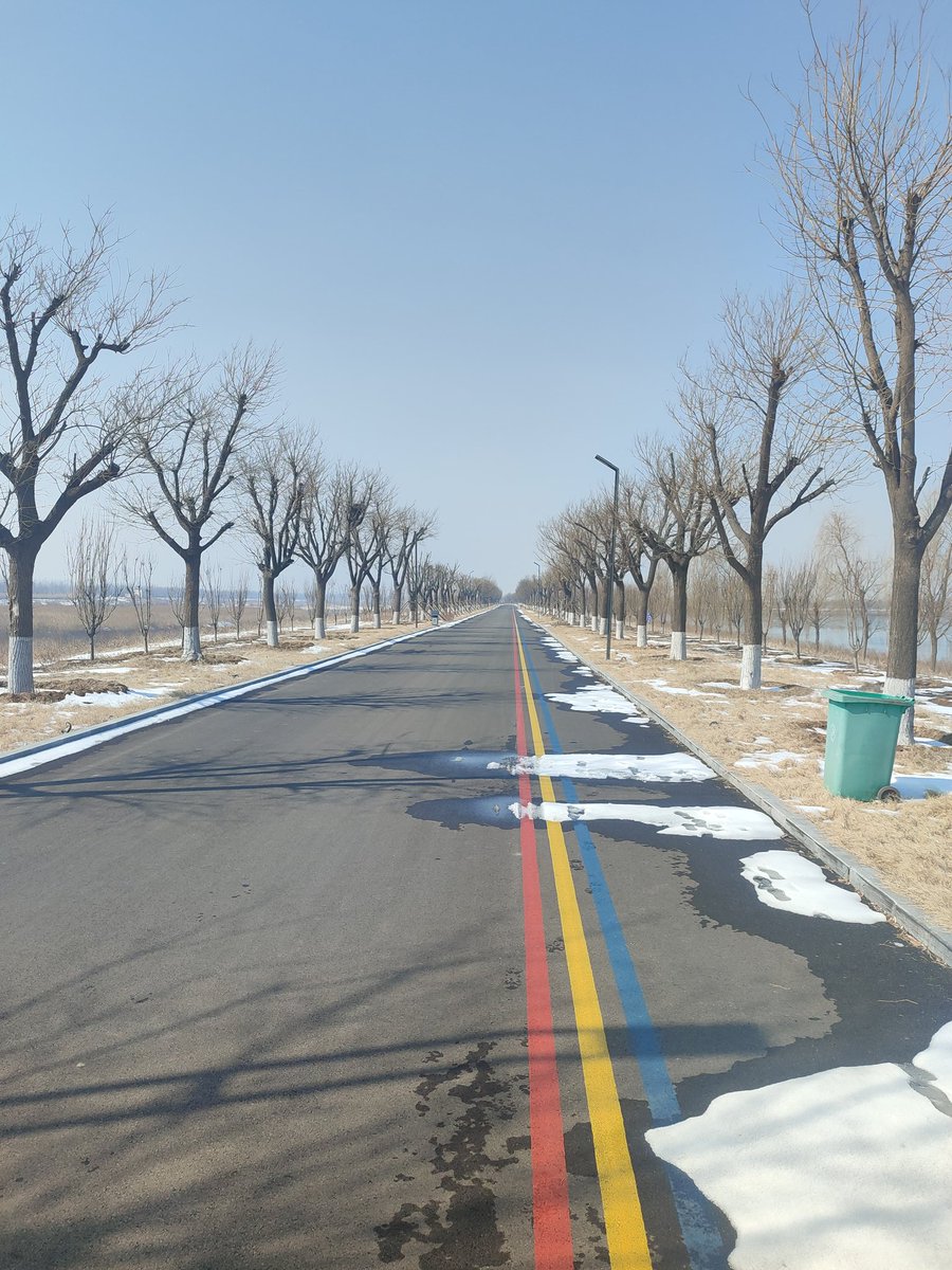 25号年会能发大约1万RMB的奖励…
一整年为公司贡献140万＋的毛利
纯牛马…