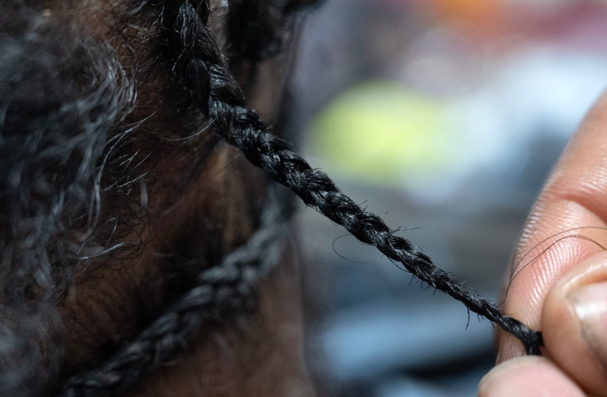 Victoria Ivie (@vwritesap) on Twitter photo Black hairstylists and barbers from all over Southern California provided free hair services and products in Pasadena today for Eaton fire victims
āAs a Black woman, when my hair doesnāt look good, I donāt feel good,āKamerin Harrell said.
Read more here: pasadenastarnews.com/2025/01/19/bla⦠Black hairstylists and barbers from all over Southern California provided free hair services and products in Pasadena today for Eaton fire victims
āAs a Black woman, when my hair doesnāt look good, I donāt feel good,āKamerin Harrell said.
Read more here: pasadenastarnews.com/2025/01/19/blaā¦