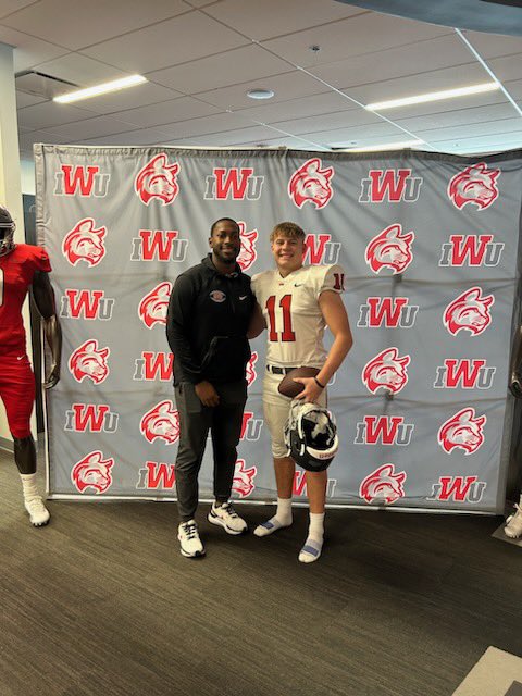 After a great visit I’m blessed to have received an offer from Indiana Wesleyan! <a href="/Coach__AT/">Austin Taylor</a> <a href="/Coach_Cush/">Jaylen Cushenberry</a> @CoachBacchusIWU 
<a href="/AllenTrieu/">Allen Trieu</a>