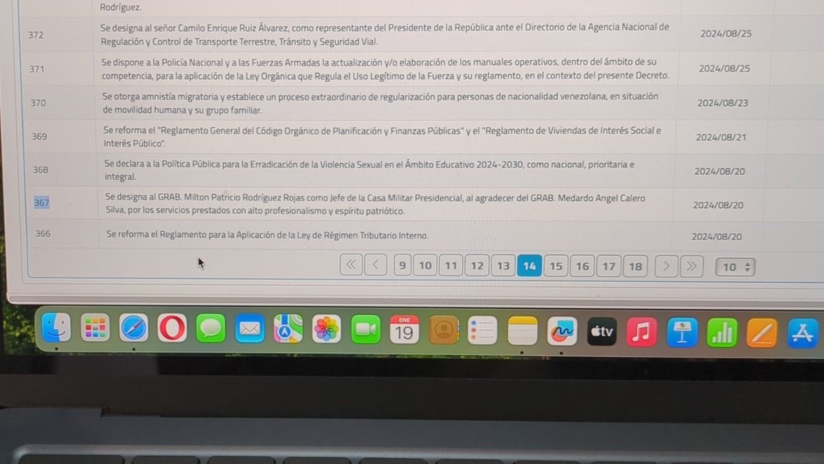 jeffsanguna's tweet photo. Ni Daniel Noboa sabe sus decretos. El 367 es la designación del nuevo Jefe de la Casa Militar en ese entonces. Nada que ver sobre la minería. https://t.co/5SSsKOlUlj