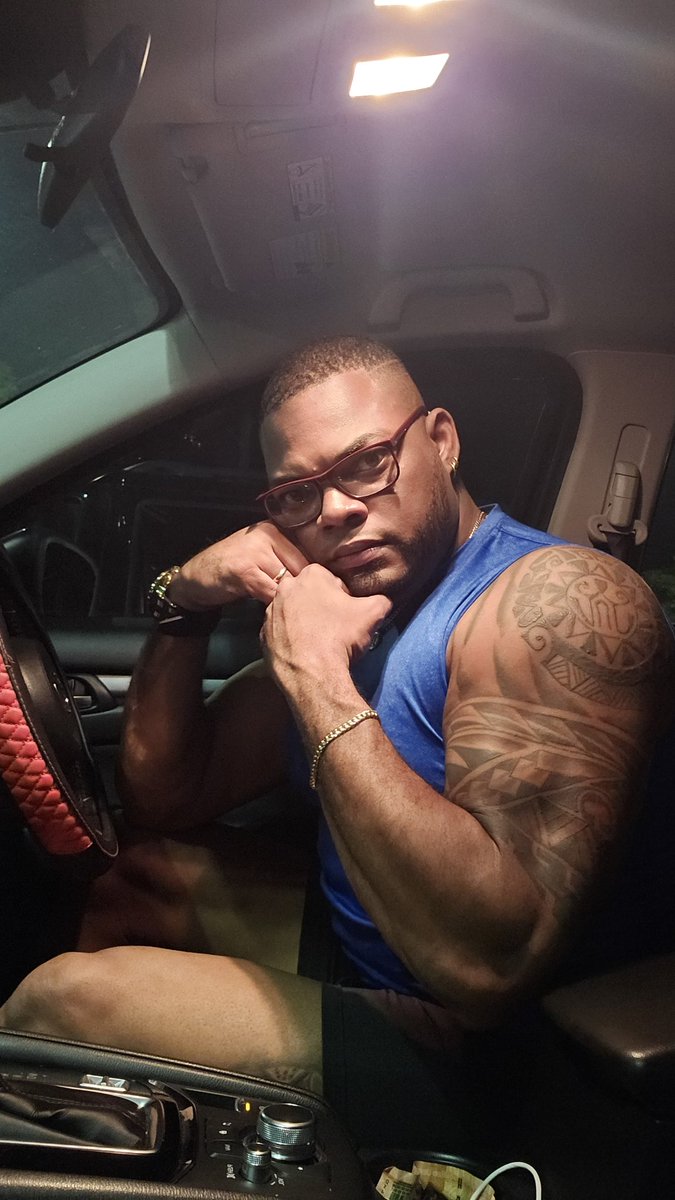 Elvis Santo tweet media